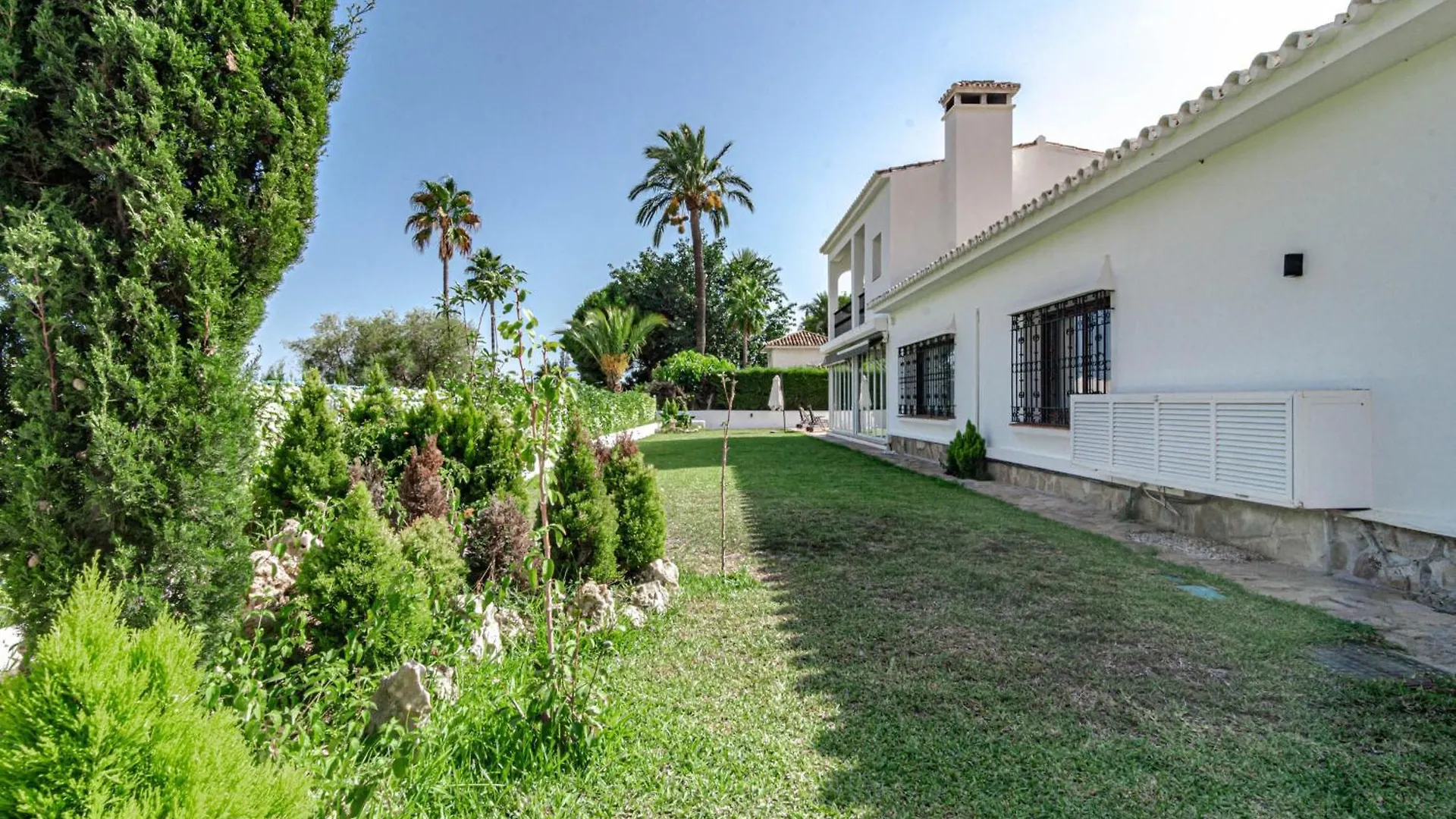 Grr - Elegant Villa With Exclusive Private Pool Marbella