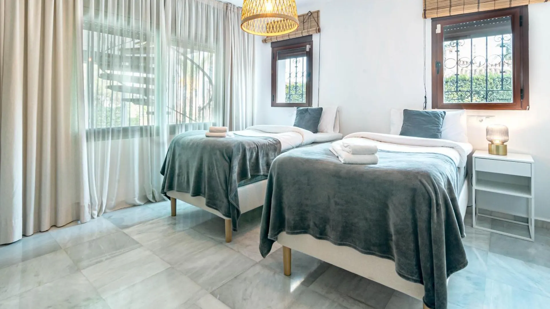 Grr - Elegant Villa With Exclusive Private Pool ماربيا 0*,